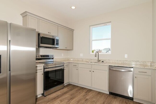 Building Photo - 1922 Addi Ln