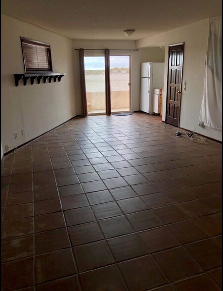 Building Photo - 3301 Ocean Dr