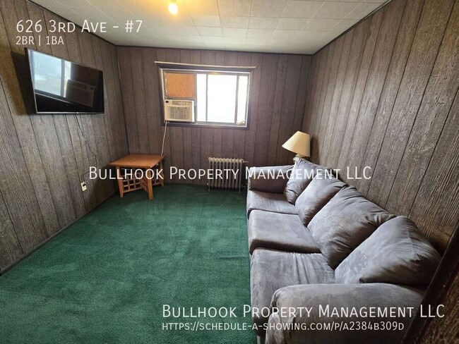 Building Photo - 626 3rd Ave