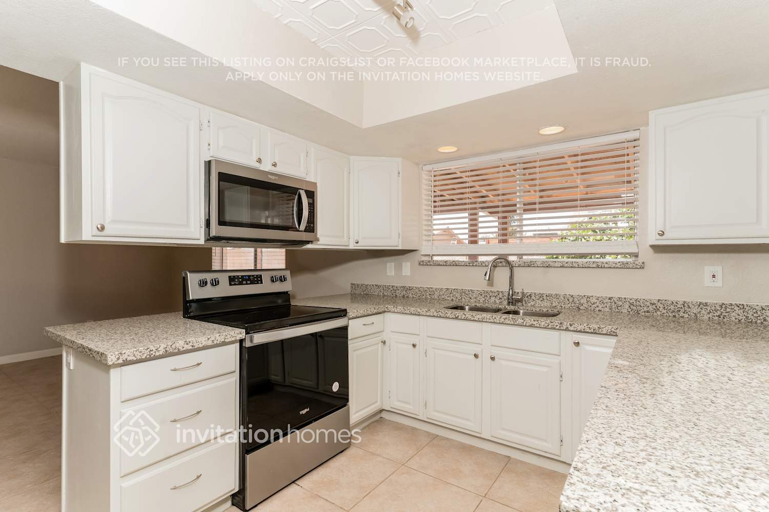 Building Photo - 12402 N 49th Ave
