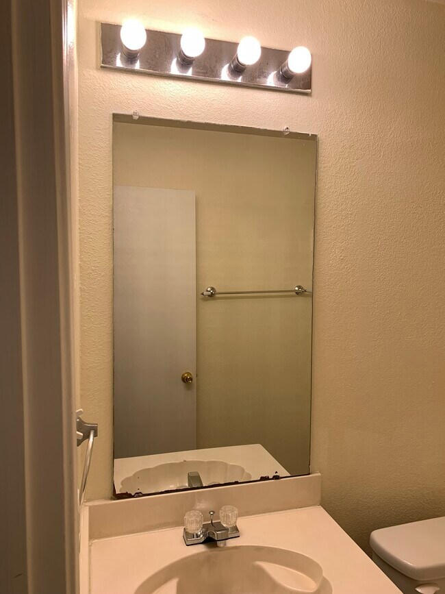 Building Photo - 4838 Orchard Ridge Dr