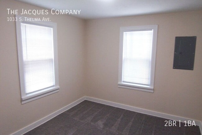 Building Photo - 1033 S Thelma Ave