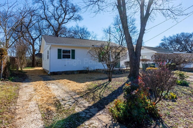 Building Photo - 3312 Tarlton Ave