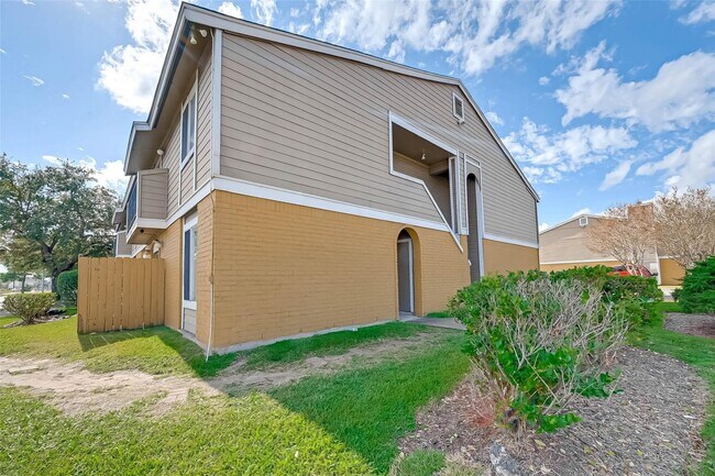 Building Photo - 12507 Ashford Meadow Dr