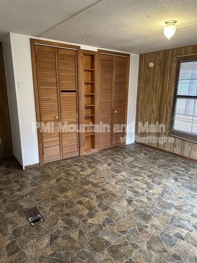 Building Photo - 120 Gamblers Run