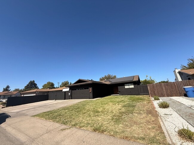 Building Photo - 39 St Marie Cir