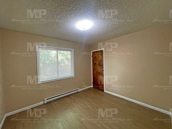 Building Photo - 1209 Montgomery St