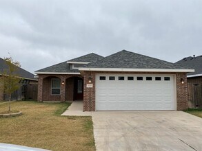 Building Photo - Beautiful 4 Bedroom in Desert Ridge