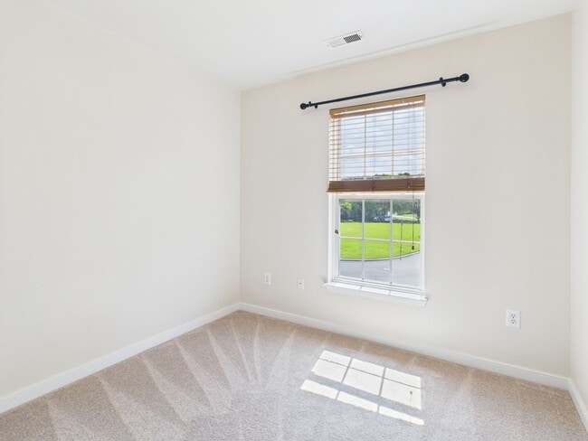 Building Photo - 2517 Mountain Ash Cir