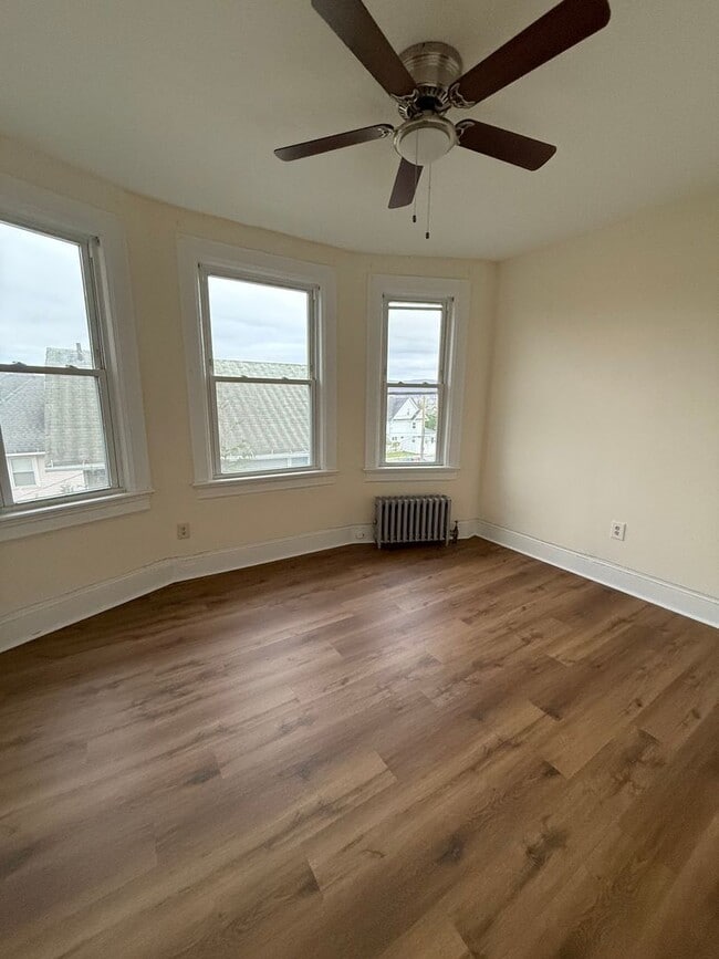 Building Photo - 1314-1316 Schlager St