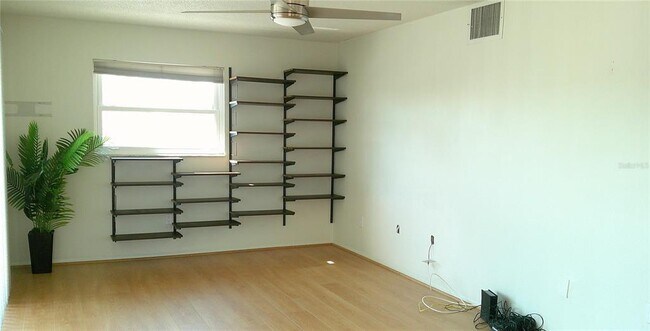 Building Photo - 3575 Gulf Blvd