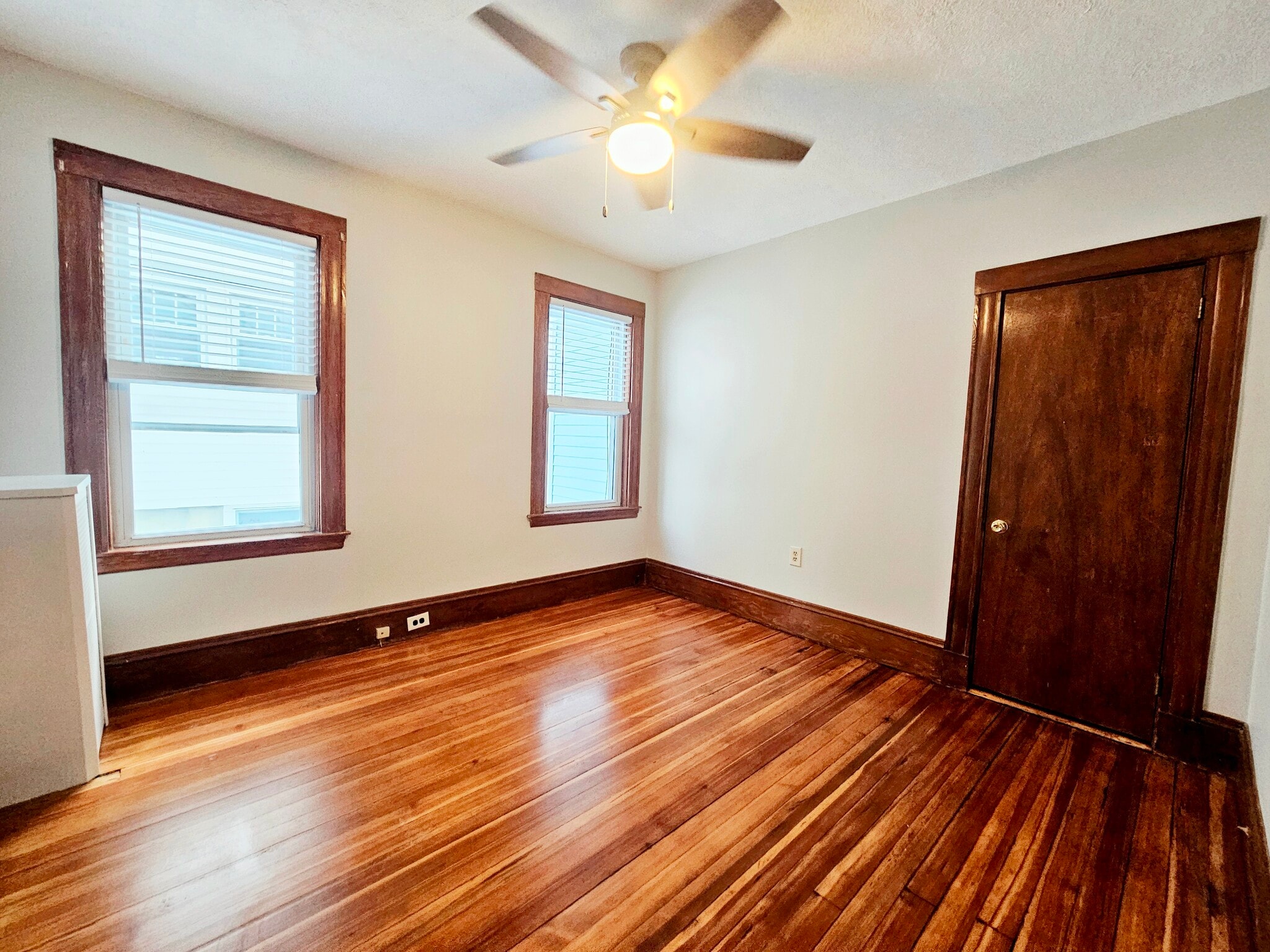 Building Photo - 69 Turner St