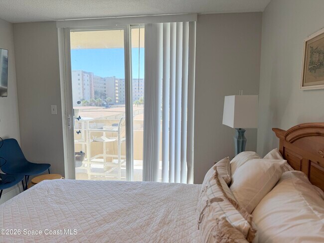 Building Photo - 2020 N Atlantic Ave