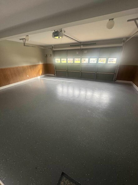 Building Photo - 208 Golden Eagle Dr