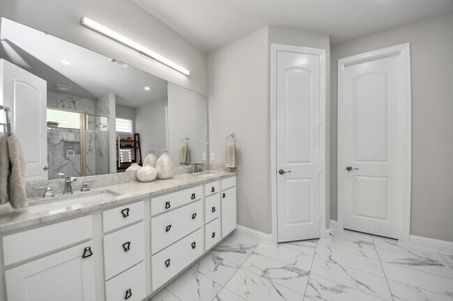 Building Photo - 1110 Honey Rose Ct