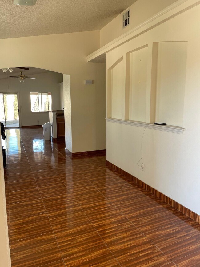 Building Photo - 3057 Manny Aguilera Dr