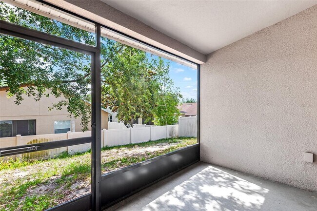 Building Photo - STERLING HILL HOME AVAILABLE