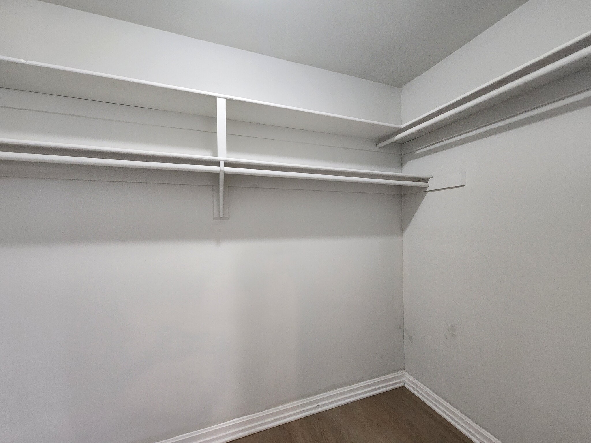 Building Photo - 17571 Graham St