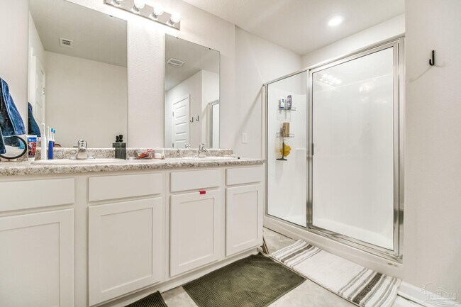 Building Photo - 4385 White Birch Ct
