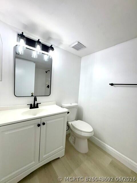Building Photo - 100 Crestwood Ct N