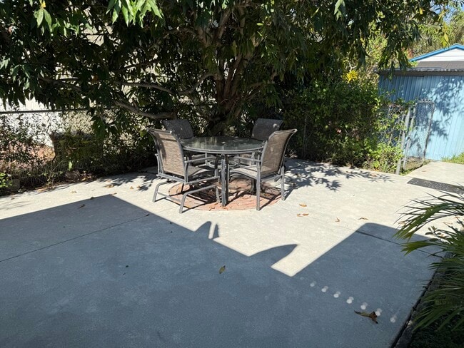 Building Photo - 125 Mayfield Rd