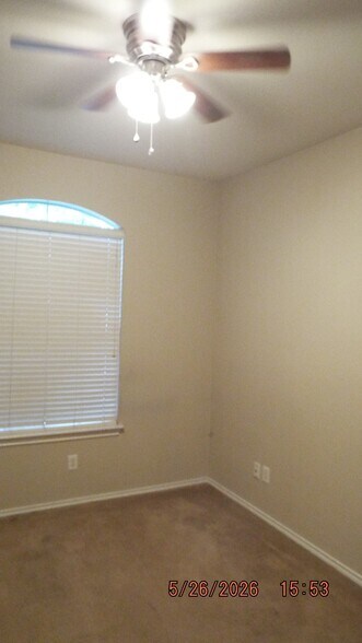 Building Photo - 2064 Dove Crossing Dr