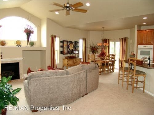 Building Photo - 3 br, 3 bath House - 8270 Regiment Court