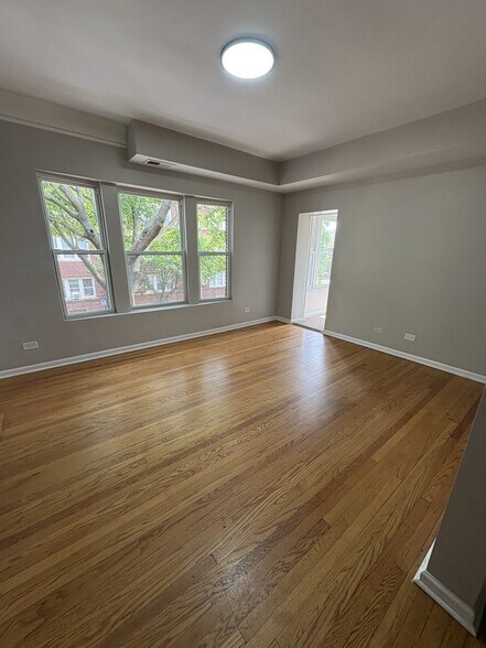 Building Photo - 1253 W 80th St