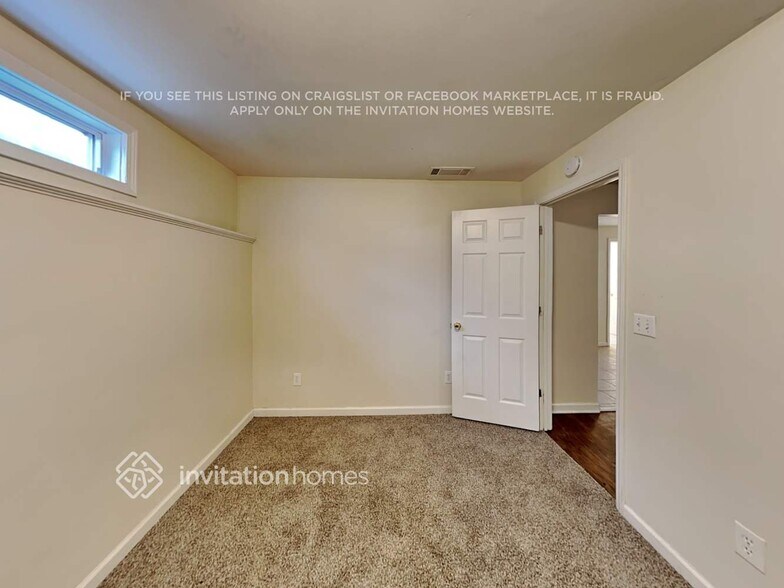 Building Photo - 2820 Stone Bridge Trail SW