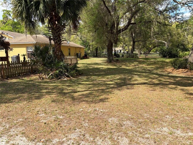 Building Photo - 3205 SE 23rd Pl