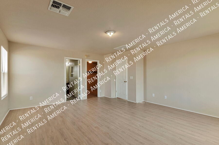 Building Photo - 6644 S SQUAWROOT Pl