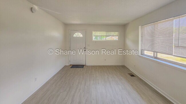 Building Photo - 2110 Appling St