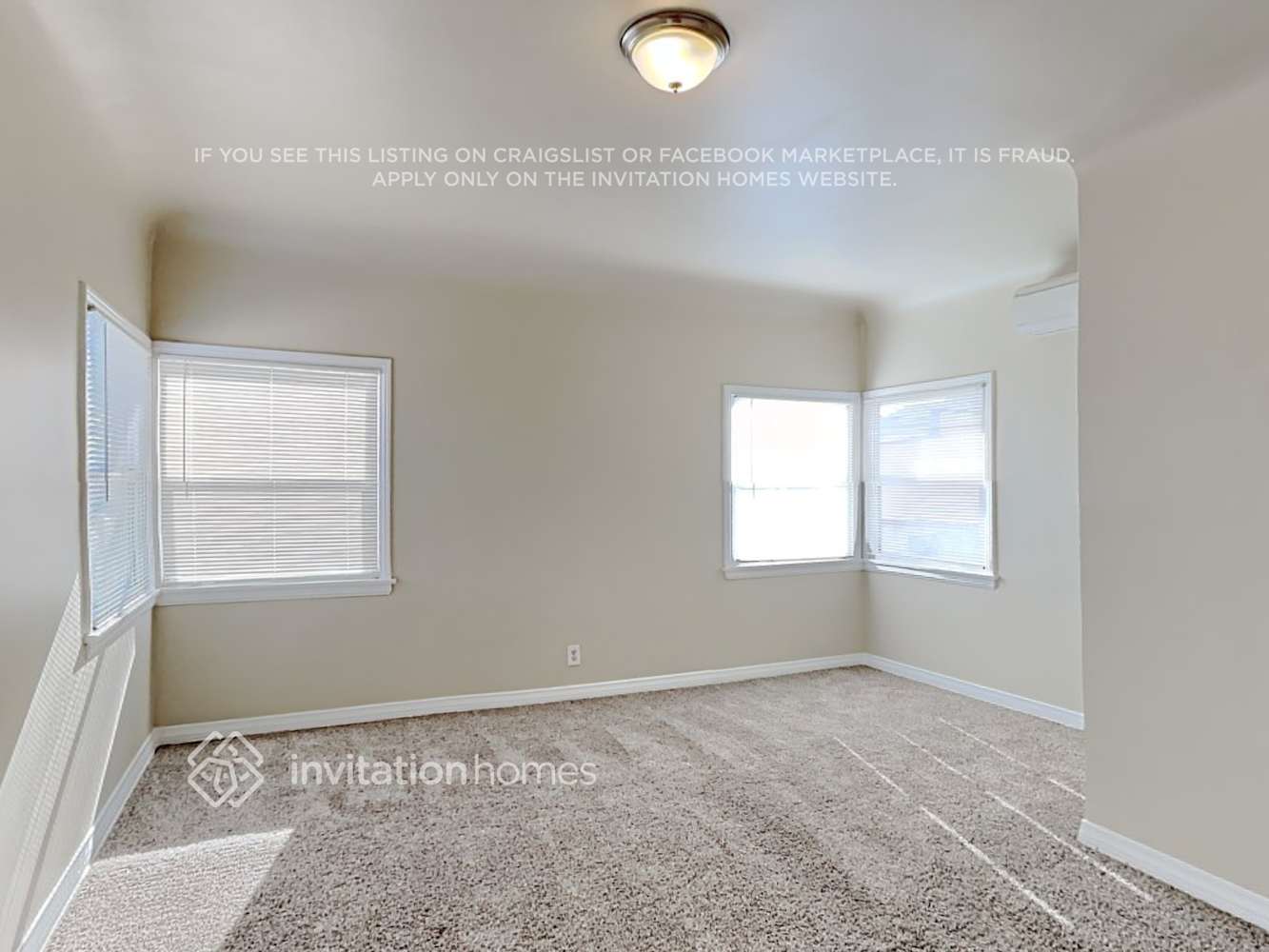 Building Photo - 1852 W 78th St