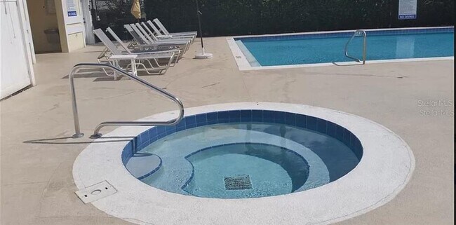 Building Photo - 8828 Grand Palms Cir