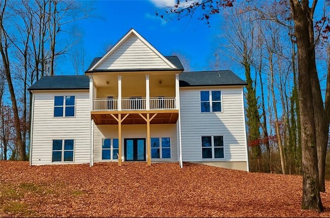 Building Photo - 35 Clearwater Dr