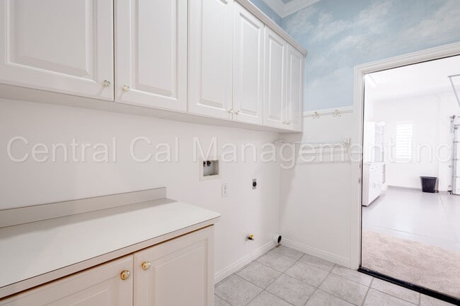 Building Photo - 3 Bedroom/2Bath Home the Greens at Seven O...