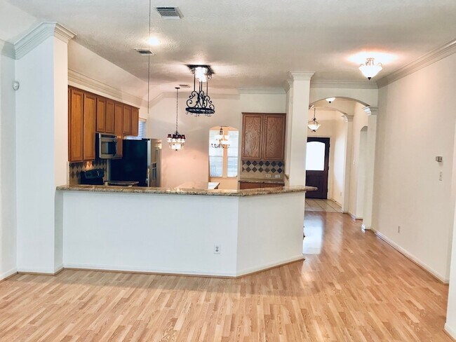Building Photo - 9311 Cantata Ct