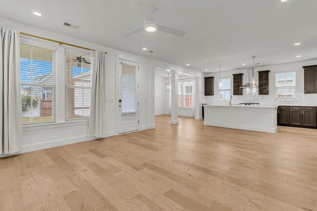 Building Photo - Must See Beautiful 3BR Home in Nexton with...