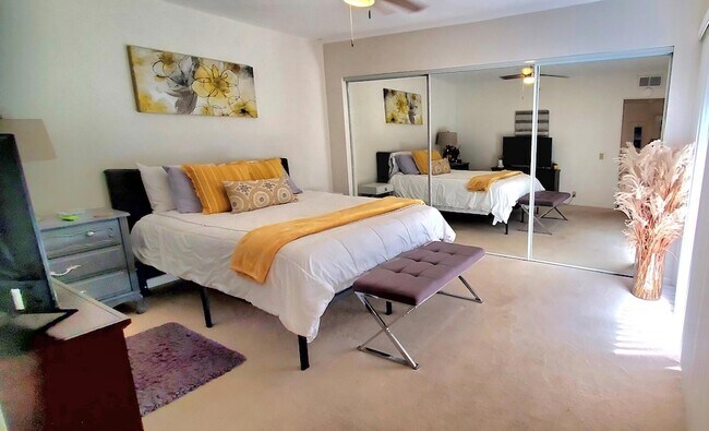 Building Photo - 46568 Arapahoe Dr