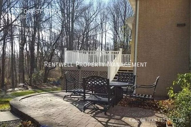 Building Photo - 159 Forest Dr