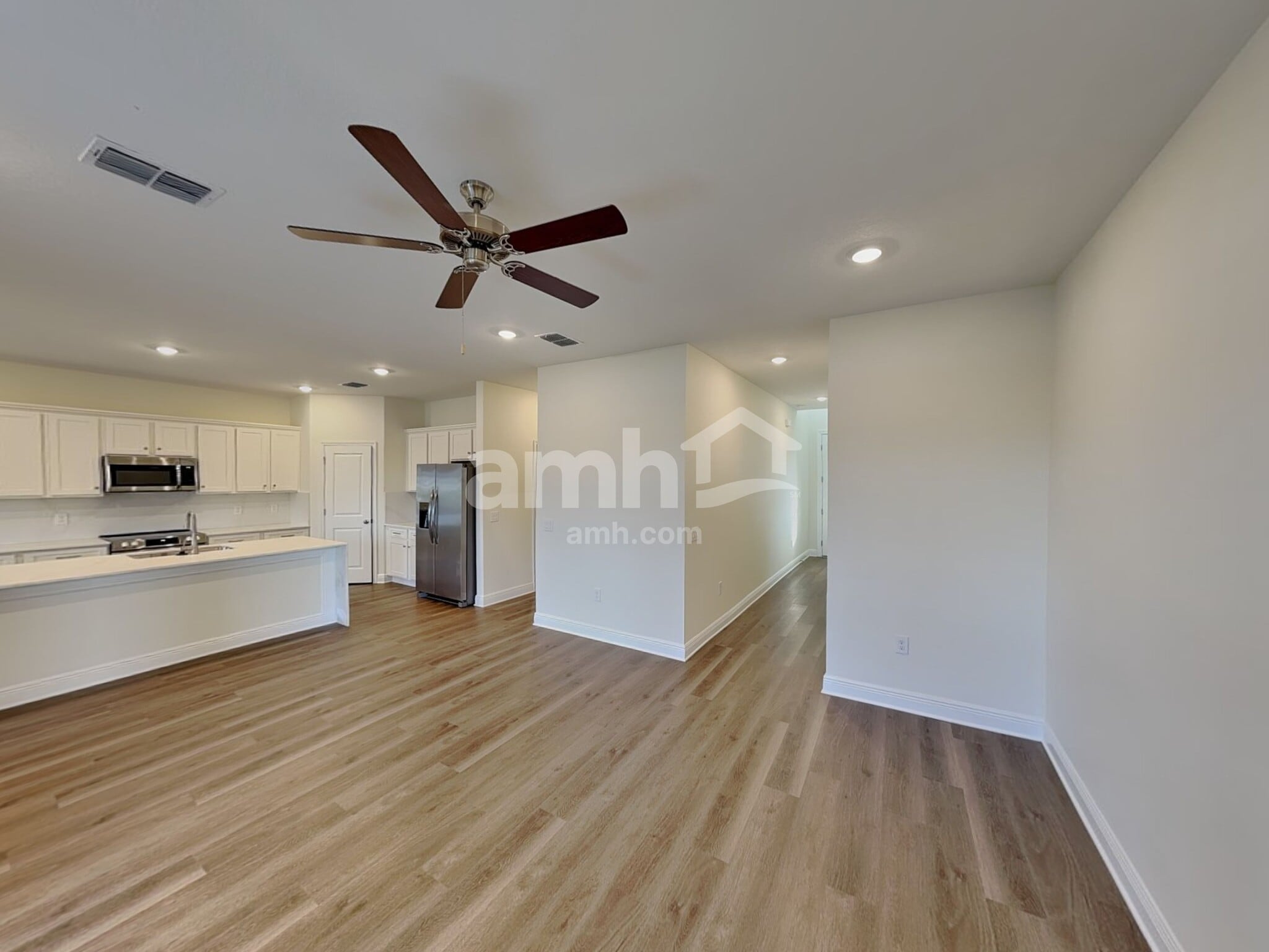 Building Photo - 5970 Sycamore Pl St