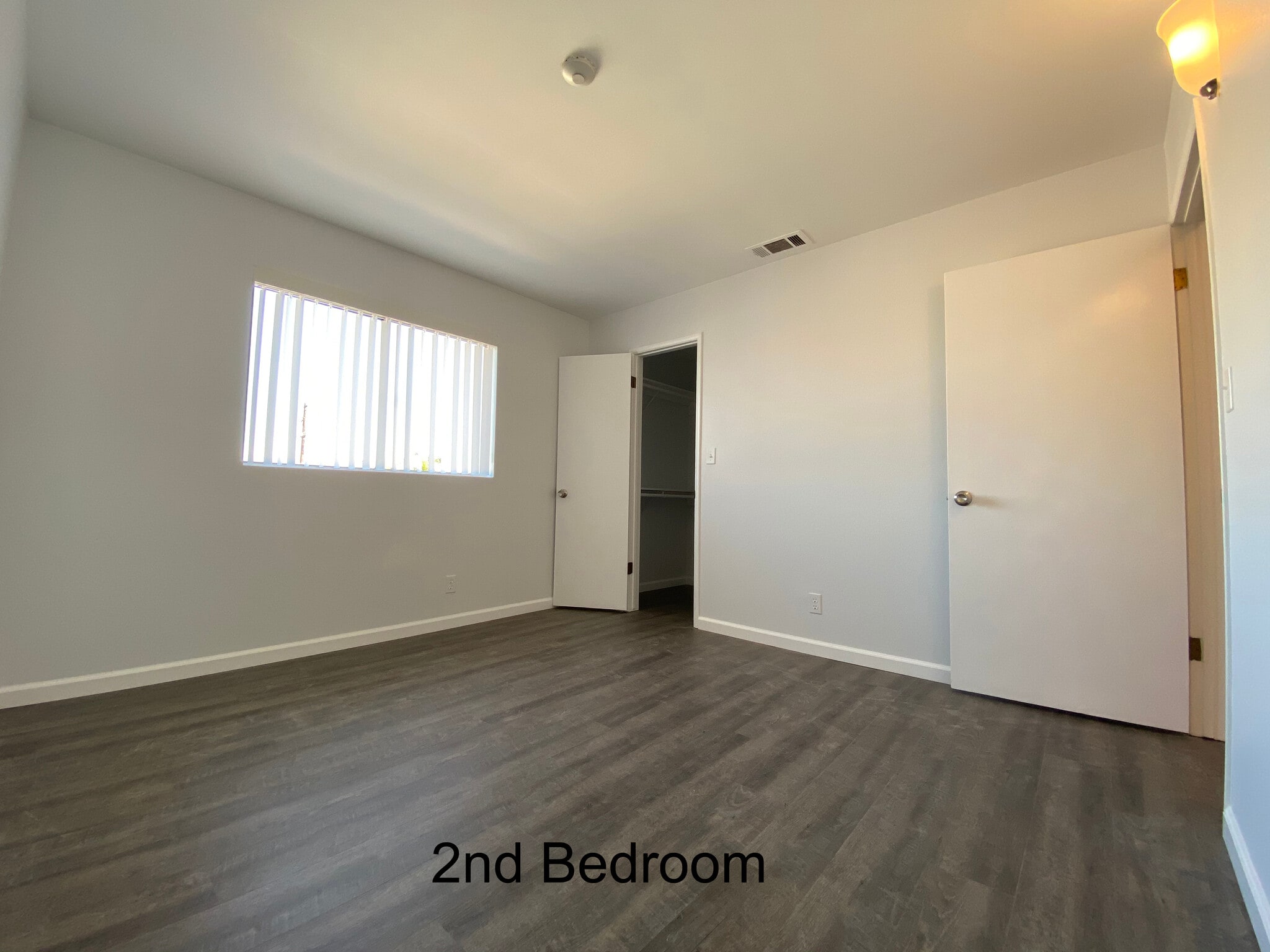 Building Photo - 1816 Marshallfield Ln