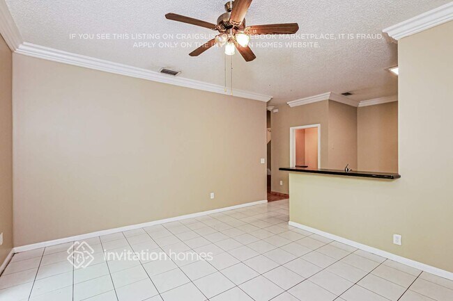 Building Photo - 5833 Eagle Cay Ln