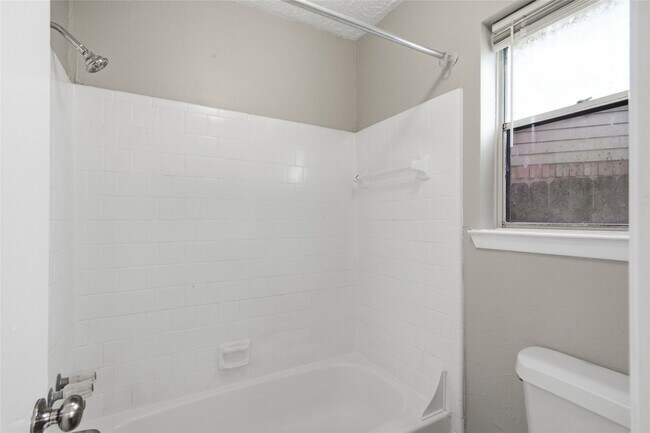 Building Photo - 3611 Macon Pl Ct