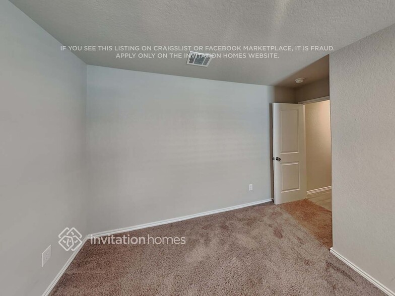 Building Photo - 614 Ambush Ridge