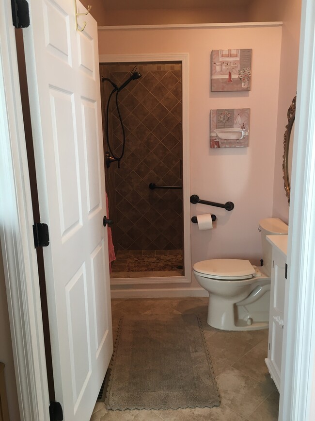 MASTER ENSUITE BATH - 203 Three Runs Plantation Dr