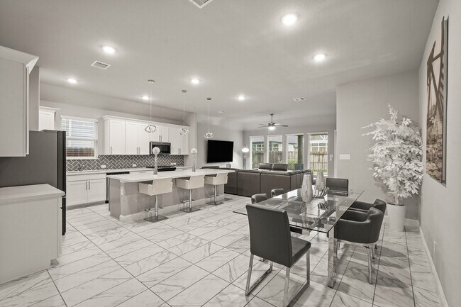 Building Photo - 1710 Forest Mist Dr