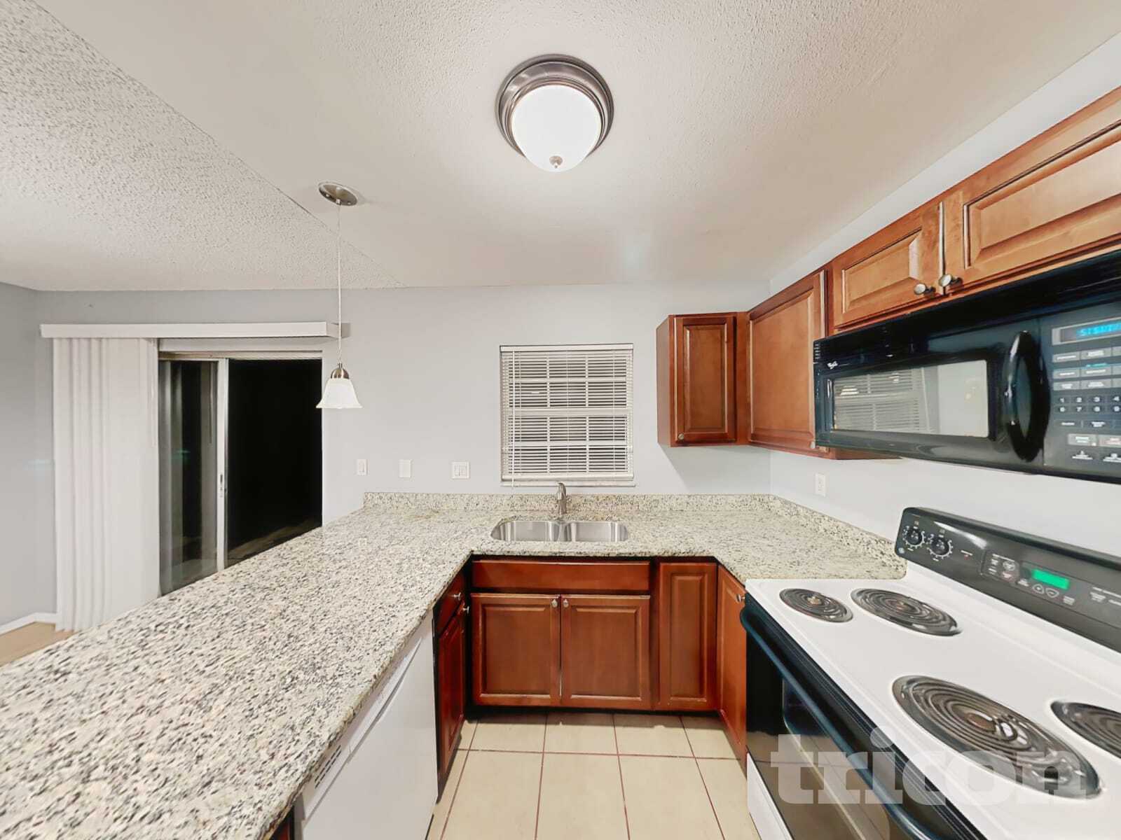 Building Photo - 1913 Hudson Ct