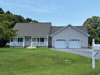 Building Photo - Single Family home in Winding Creek Village