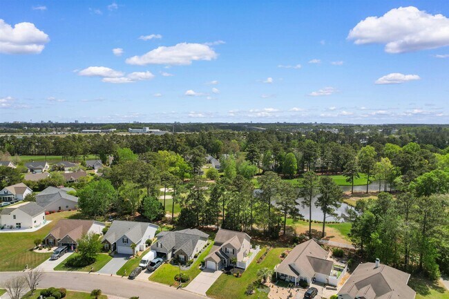 Building Photo - 161 Barclay Dr